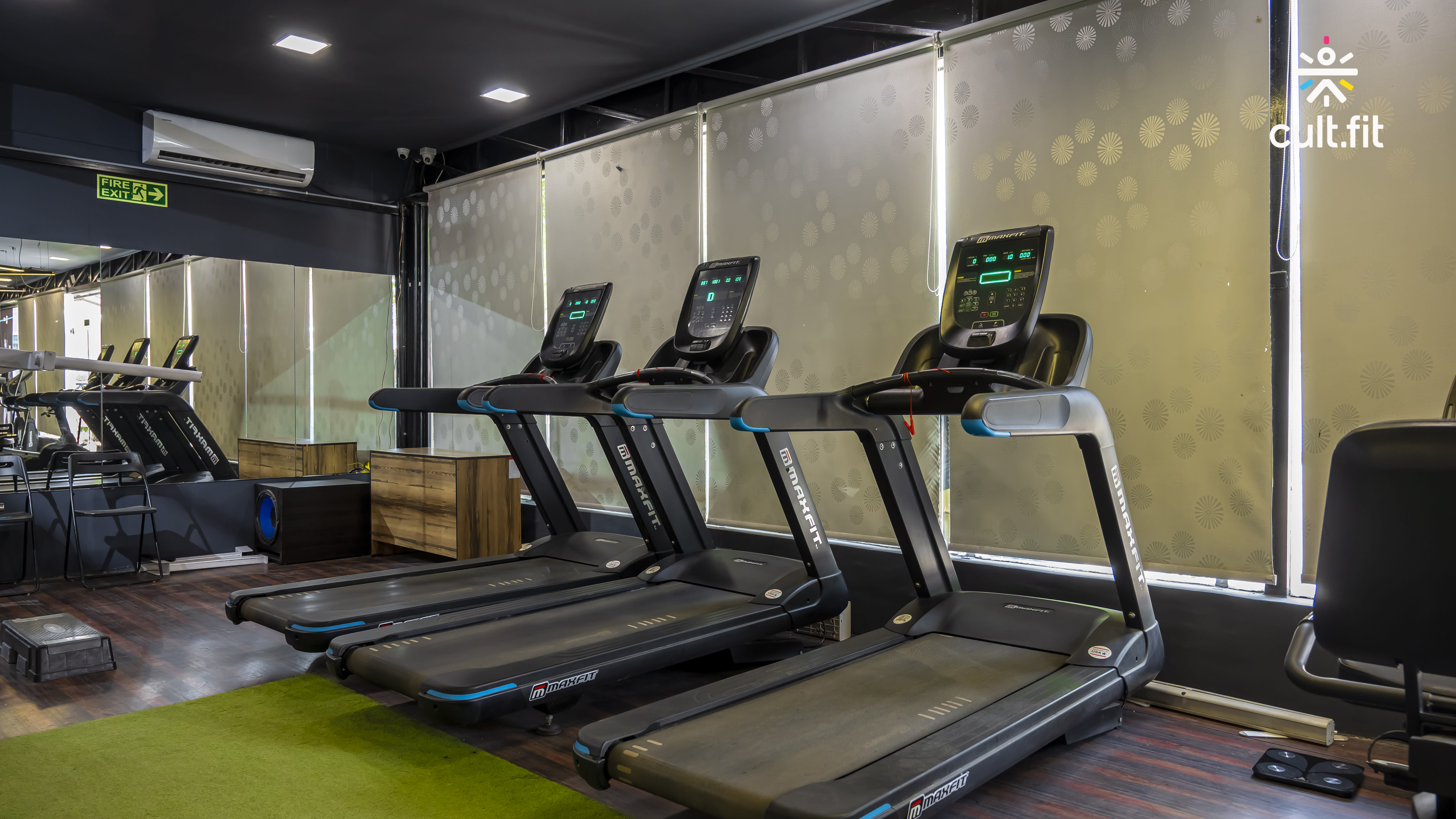 Gyms in discount hitech city