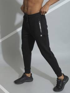 Man Active Gym Tapered Fit Jogger