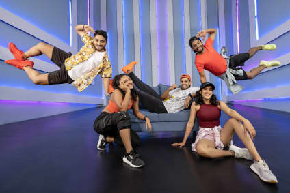 Curefit dance fitness online clearance