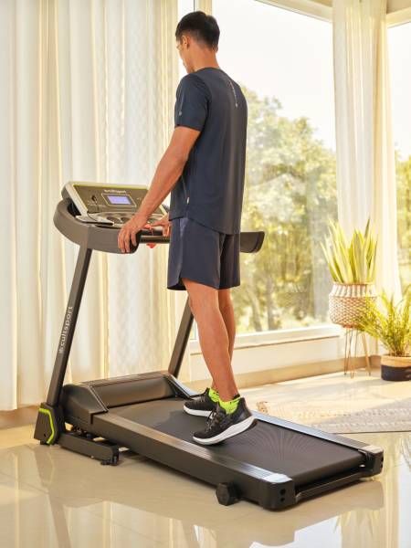 Smartrun c1: Bluetooth enabled treadmill with 6-level incline (6 Months extended Warranty only on Cultsport.com)