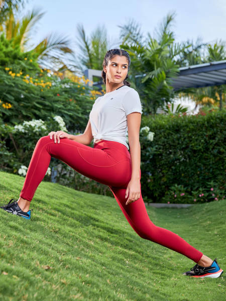 AbsoluteFit Essential Red Tights With Pockets