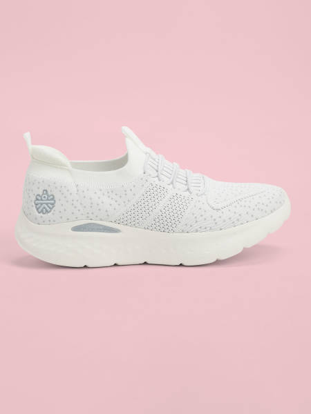 EZ+ Fuzzy Women's Walking Shoes - White