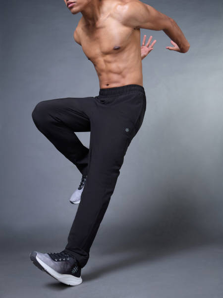 Men's Black Night Run Trackpants