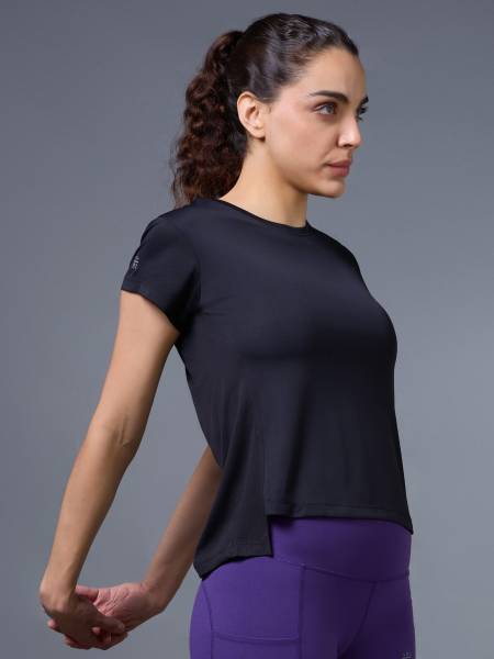 Women's Black Run Elevate Cropped T-shirt