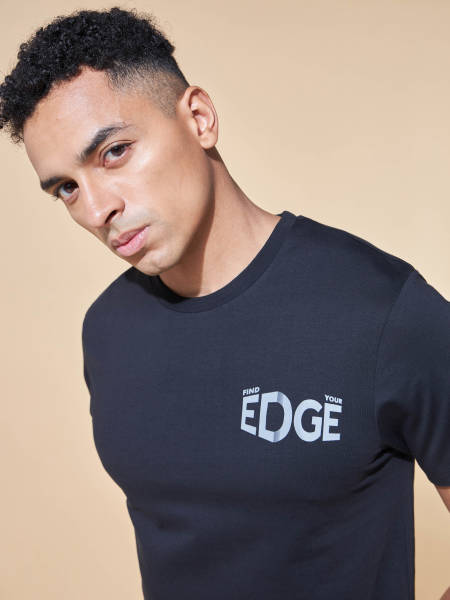 Find Your Edge Print T-shirt