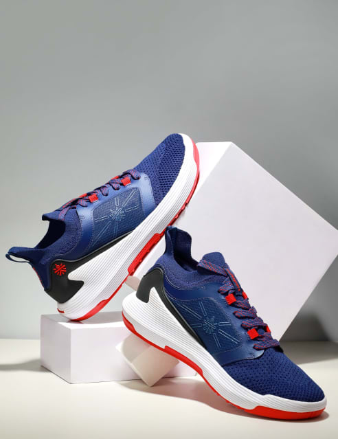 Men's athletic shop training shoes