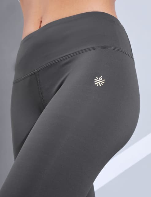 Buy Absolute Fit Tights with Back Pocket for Women Online
