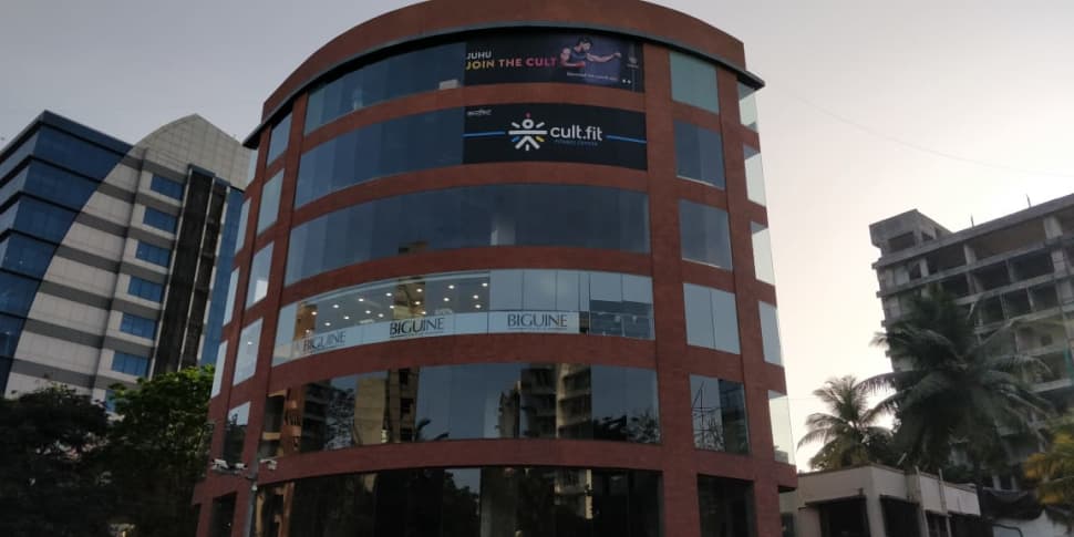 cult.fit Gym in Juhu Workout Center