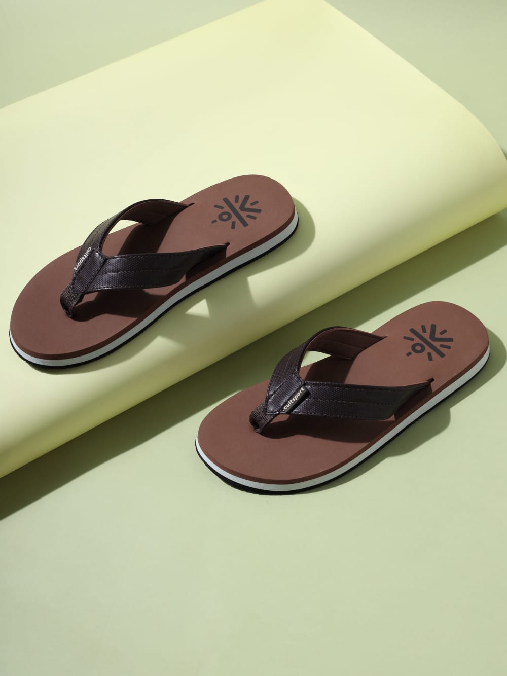 Sport flip flops sales