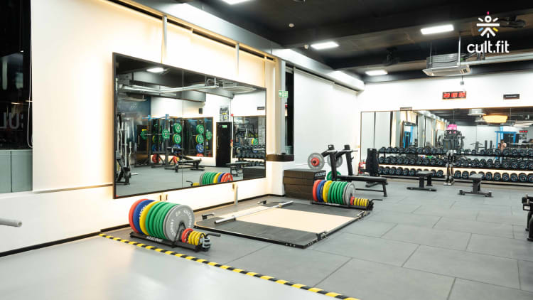 Cult Gym Lokhandwala