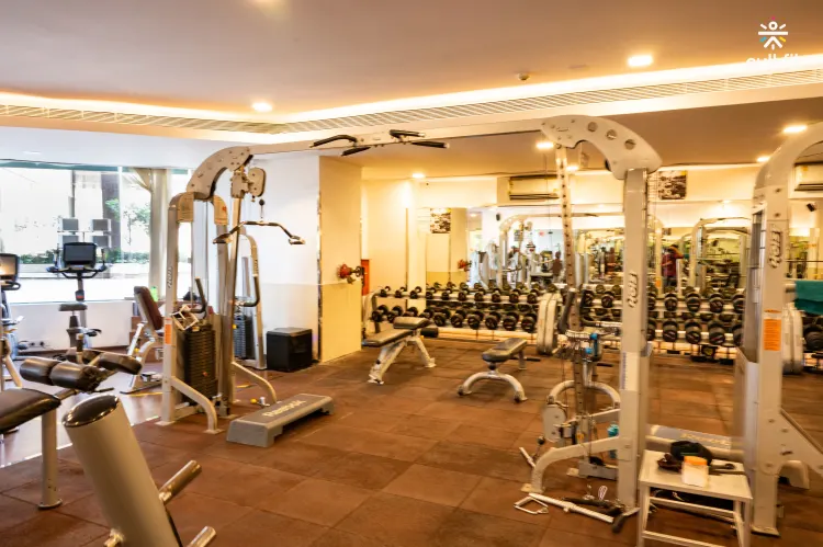 Gold's Gym (Powai)