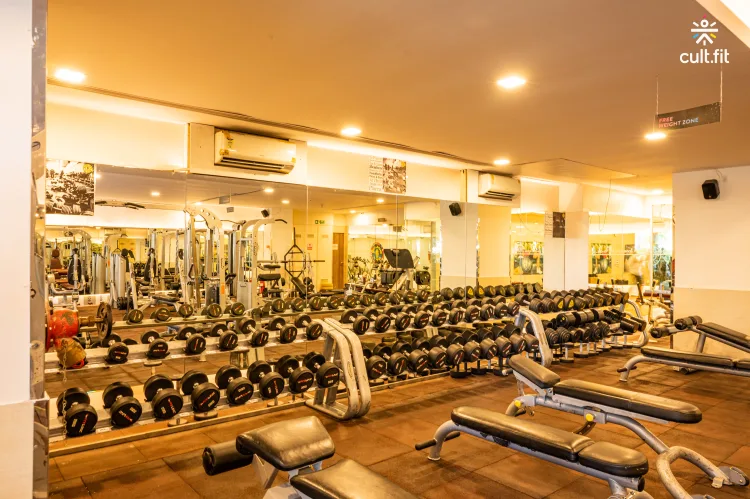 Gold's Gym (Powai)