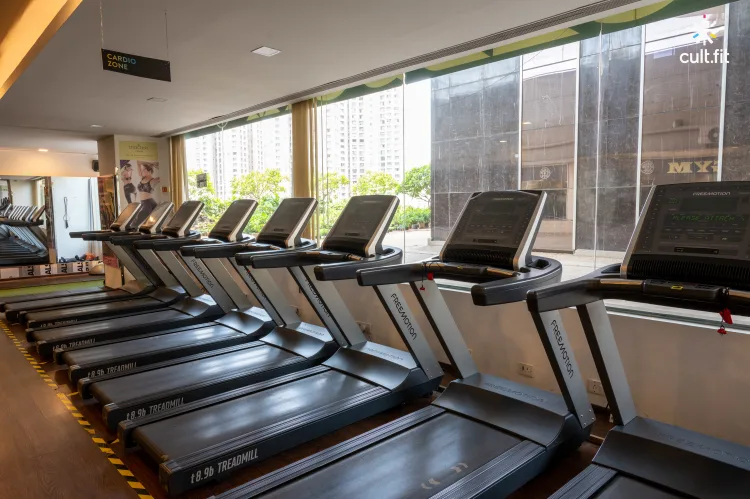 Gold's Gym (Powai)